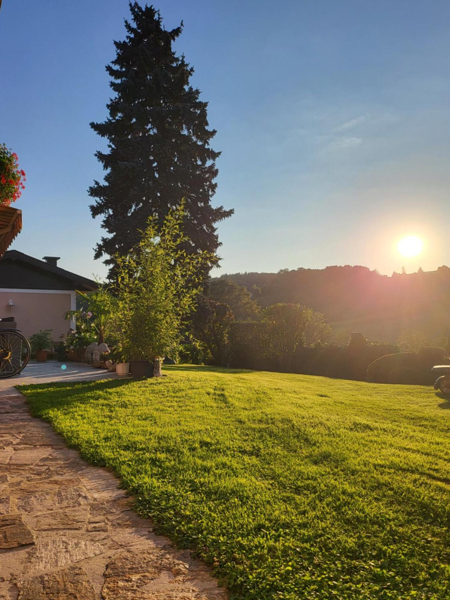 Villa Ferienhaus Zangl Am Seggauberg - Suedsteiermark Leibnitz Exterior foto